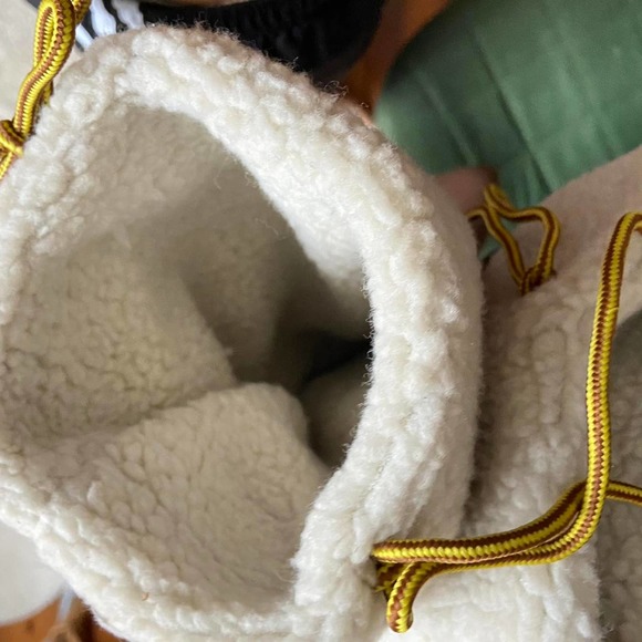 Authentic Vintage Moschino Shearling Furry Knee High Boots Sz 6 - Picture 3 of 4